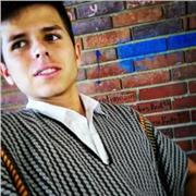 Instructor de natación con tiempo de experiencia bastante largo